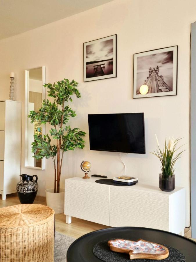Stunning Lovely Flat With Pool And Strong Wi-Fi, 31 Арона Екстер'єр фото