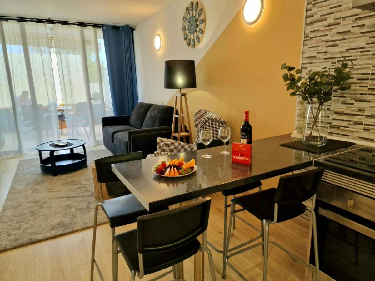 Stunning Lovely Flat With Pool And Strong Wi-Fi, 31 Арона Екстер'єр фото